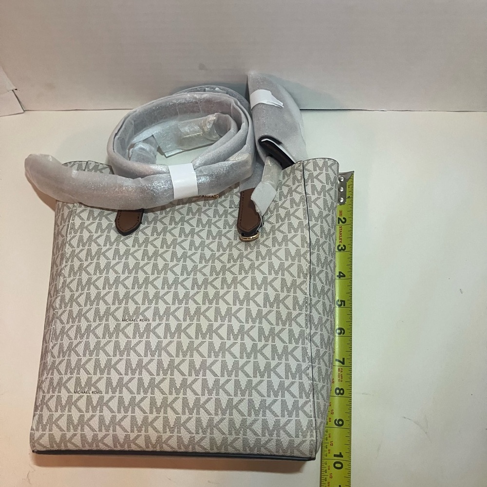 Michael Kors Vincent small signature logo convertible tote bag with card case - Picture 3 of 5